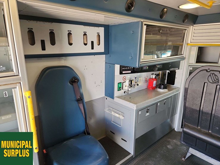 2017-ford-e450-image-12