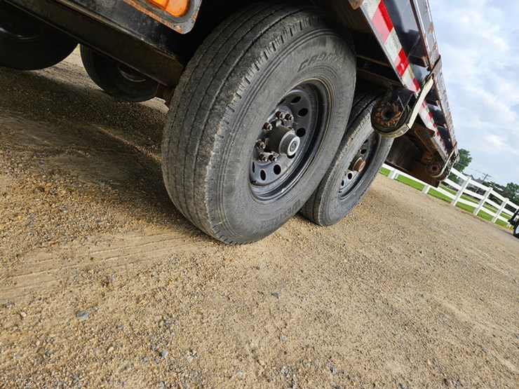 2019-kaufman-102"-image-35
