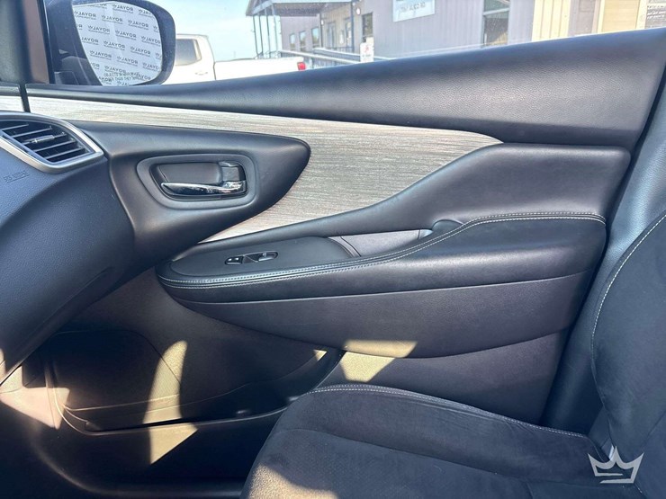 2016-nissan-murano-image-13