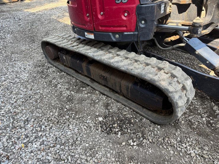 yanmar-vio35-6a-image-10