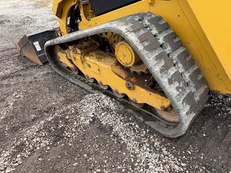 2022-caterpillar-289d3-image-17
