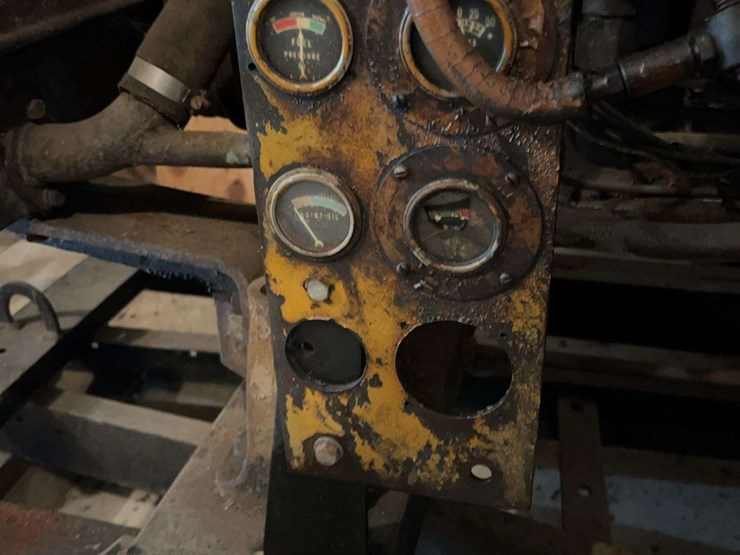 caterpillar-d4600-image-16