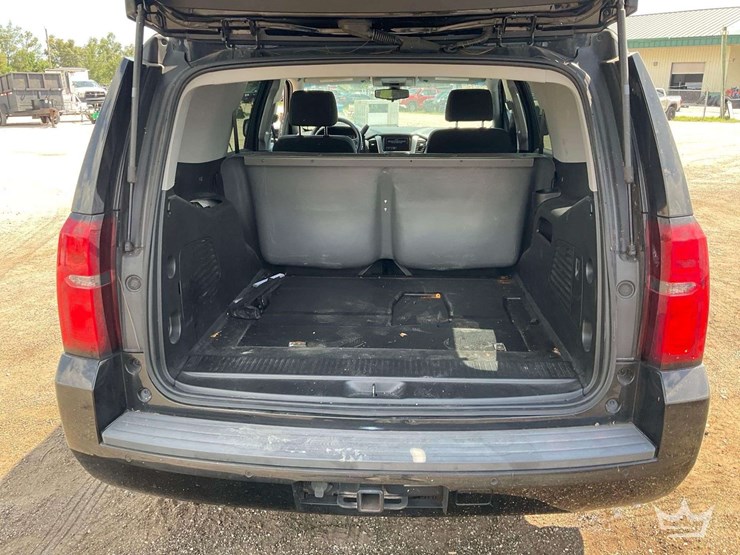 2018-chevrolet-tahoe-image-22