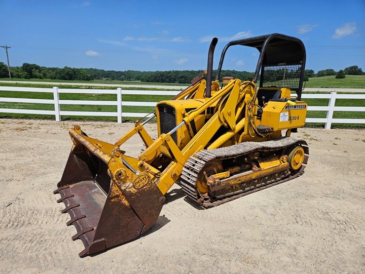 deere-350b-image-1