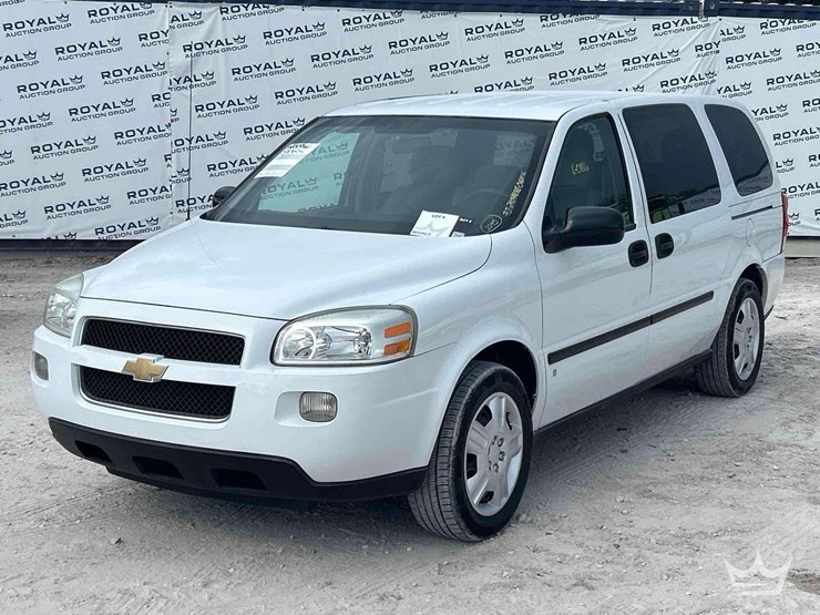 2008-chevrolet-uplander-image-1
