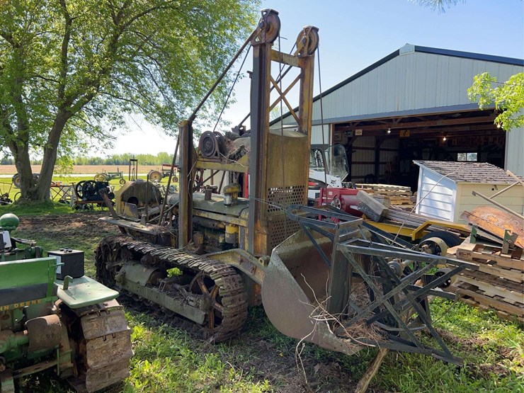 caterpillar-crawler-loader-image-5