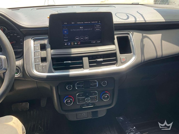2021-chevrolet-tahoe-image-13