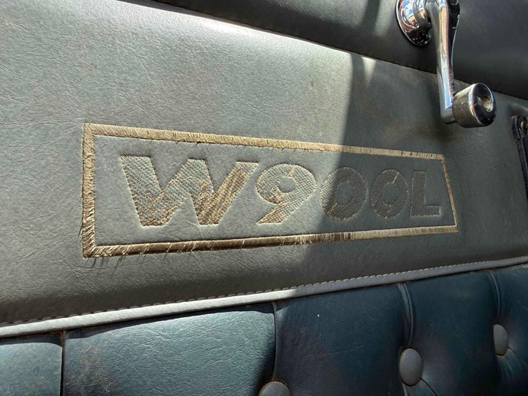 2001-kenworth-w900l-image-31