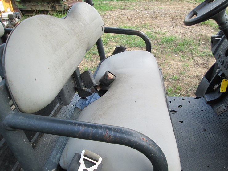 club-car-carryall-1700-image-16