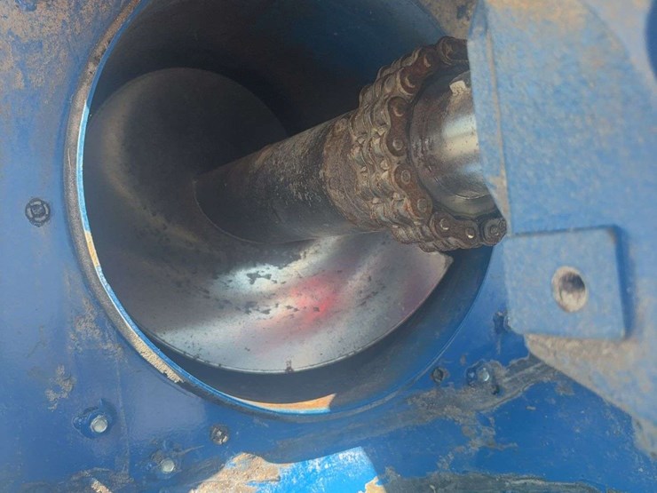 2022-brandt-13x90xlt-swing-away-auger,-hyd-raise-swing-away,-540pto,-less-than-60,000-bushel-ran,-still-has-the-paint-on-swing-away-augers,-twin-cylinder,-s/n--4905-image-14
