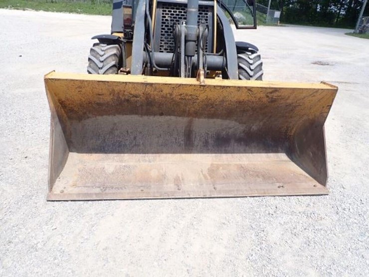 2009-deere-310sj-image-58