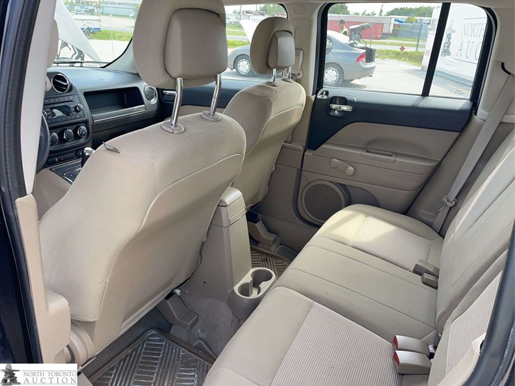 2017-jeep-patriot-image-15