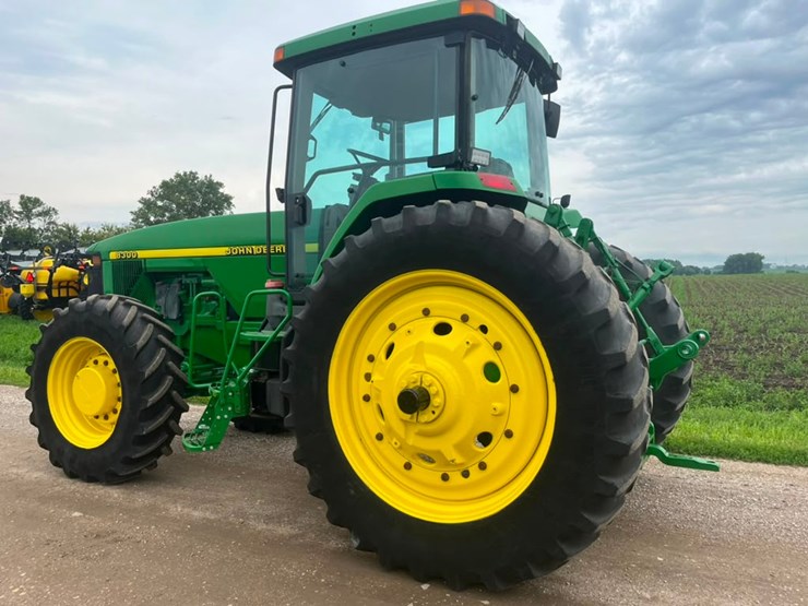 john-deere-8300-image-5