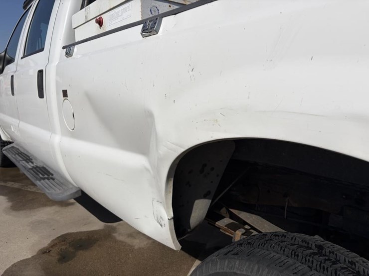 2002-ford-f350-image-16