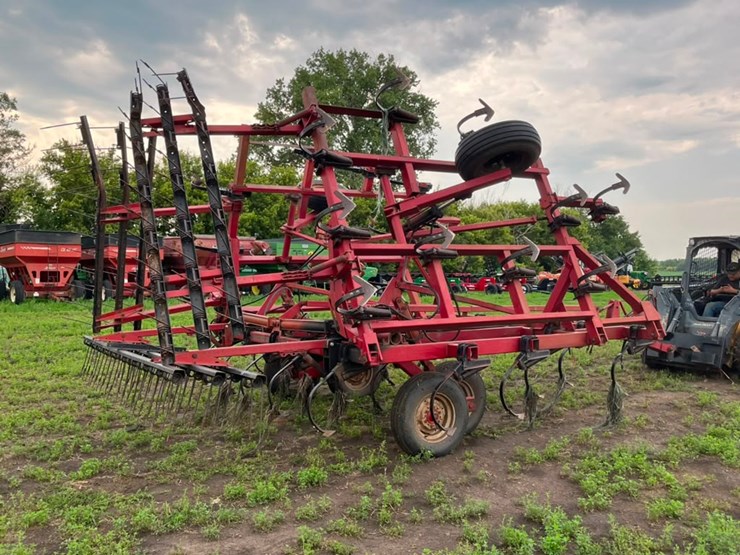 case-ih-4800-image-6