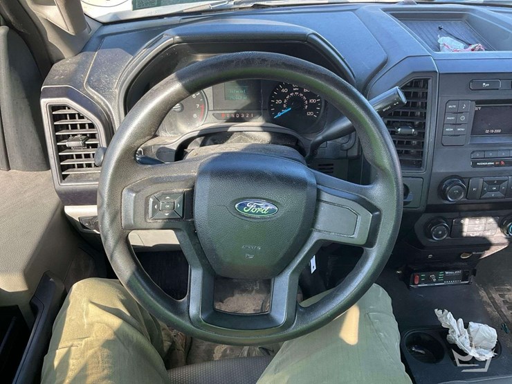 2017-ford-f150-image-15