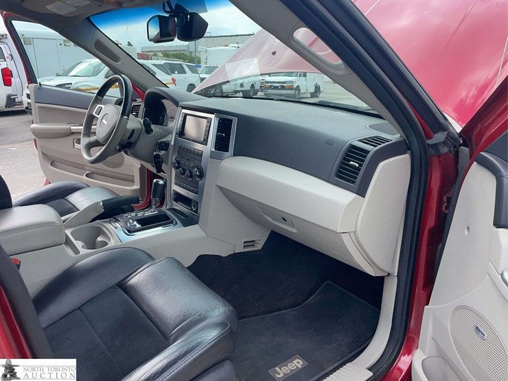 2009-jeep-grand-cherokee-image-19