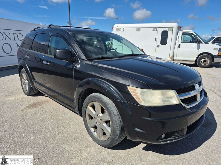 2010-dodge-journey-image-3
