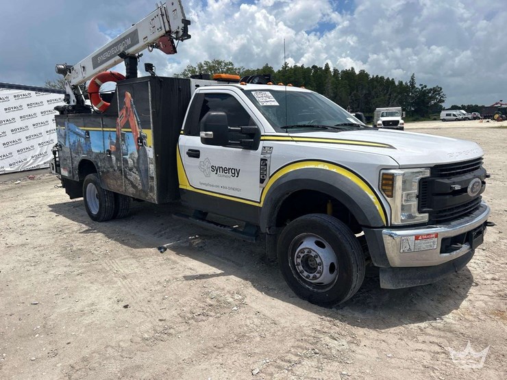 2019-ford-f550-image-2