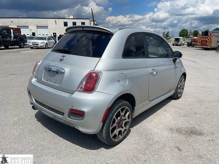 2012-fiat-500-image-5