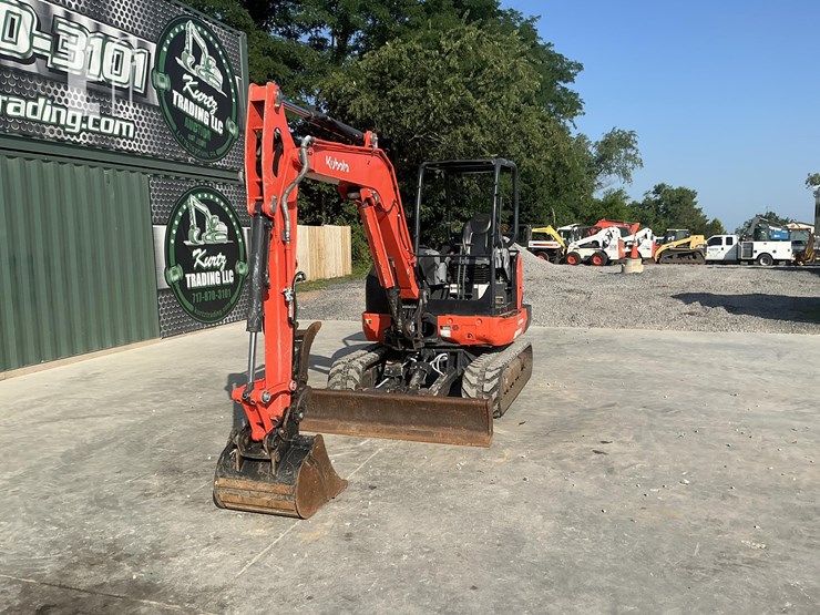 2021-kubota-kx040-4-image-8