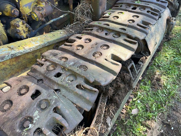 caterpillar-crawler-loader-image-40