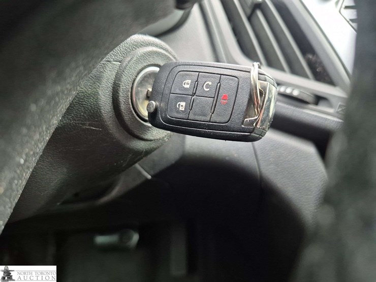 2014-chevrolet-equinox-image-14