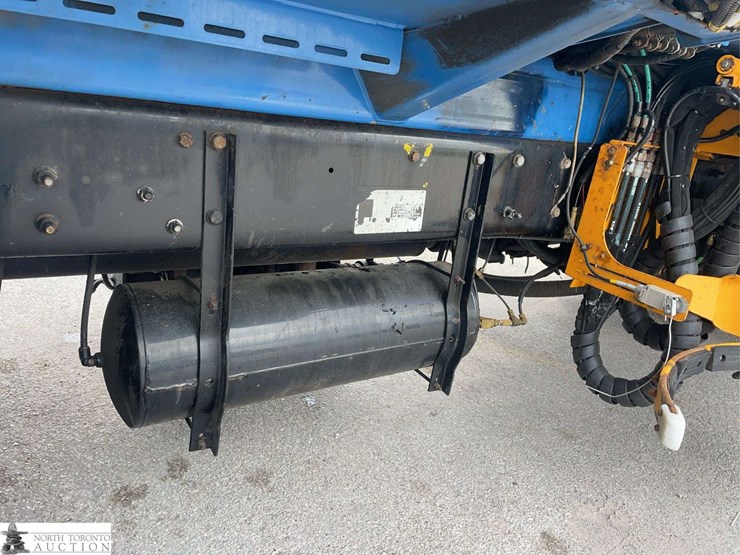 2018-mack-lr633-t/a-refuse-truck-image-29