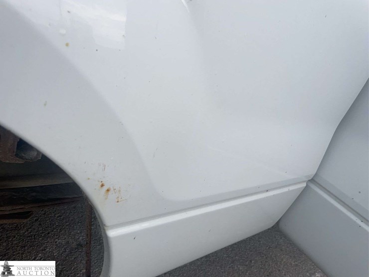 2011-ford-f150-image-30
