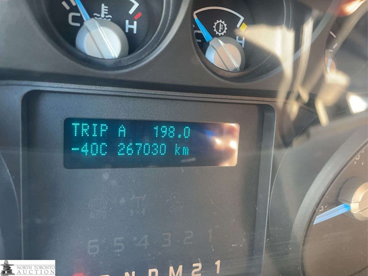 2013-ford-f250-image-17