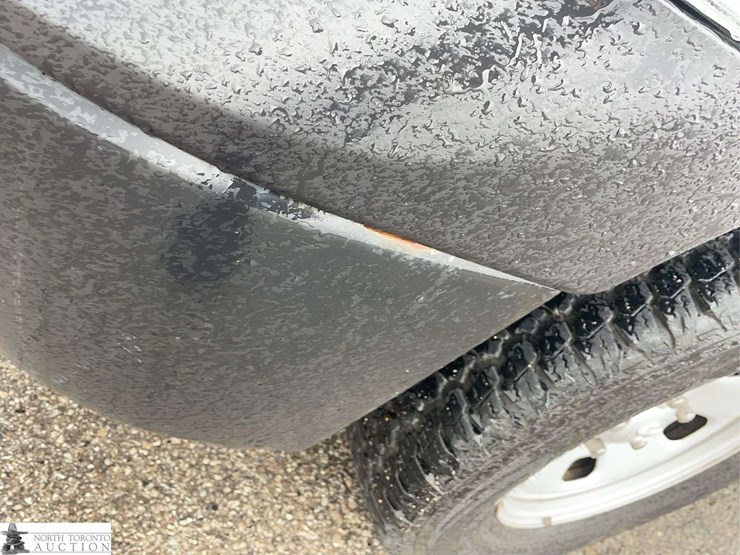 2014-dodge-1500-image-26