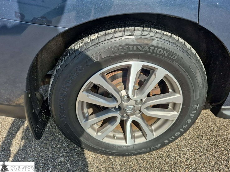 2014-nissan-pathfinder-image-35