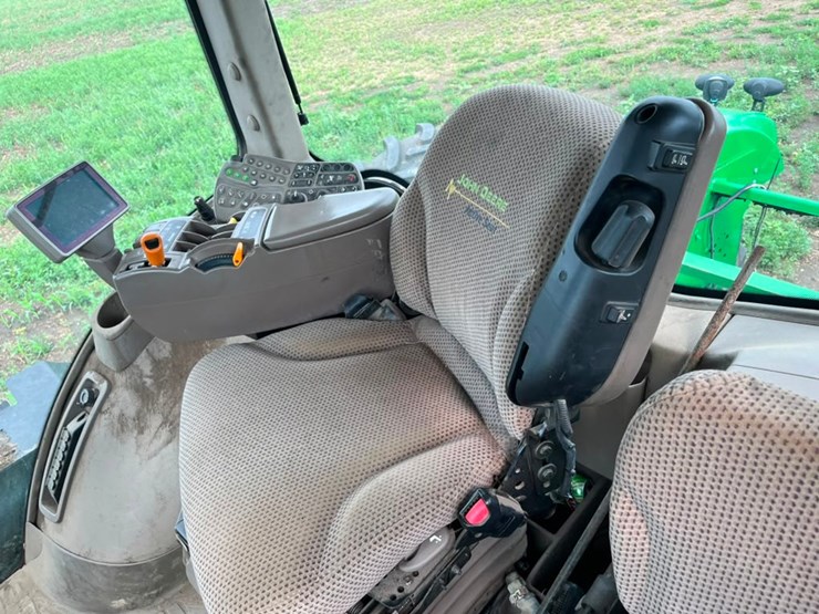2012-john-deere-9510r-image-38