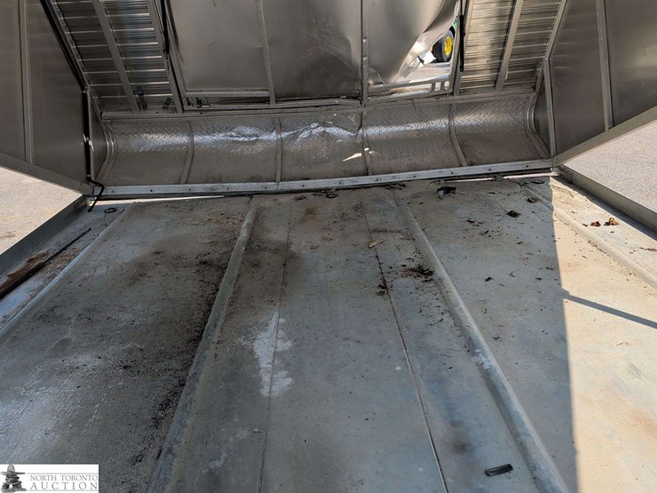 2013-northtrail-snowmobile-trailer-s/a-enclosed-trailer-image-16