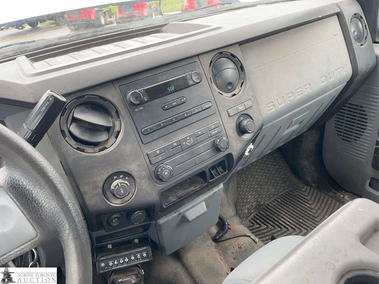 2015-ford-f250-image-13