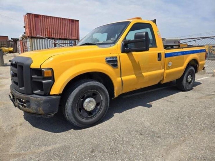 2008-ford-f250-image-1