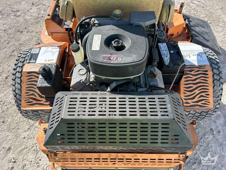 2002-scag-turf-tiger-61in.-zero-turn-commercial-mower-image-20