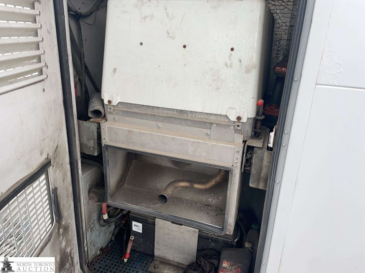 2012-ford-f550-image-15