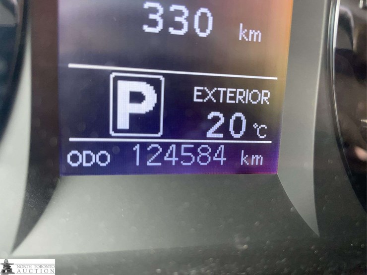 2016-toyota-sienna-image-23