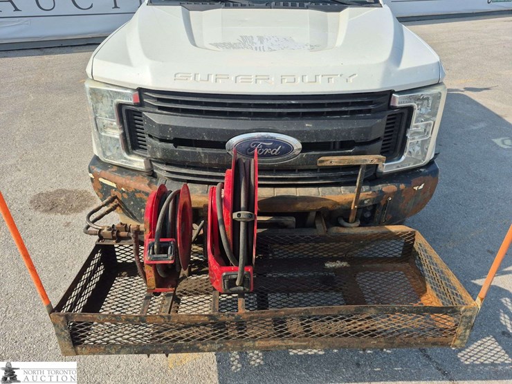 2017-ford-f350-image-37