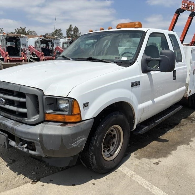2001 FORD F350