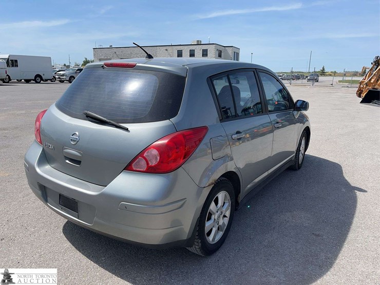 2007-nissan-versa-1.8-s-4dr-hatchback-(1.8l-i4-4a)-image-5