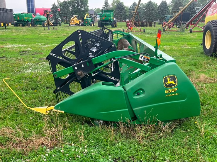 john-deere-635f-image-2