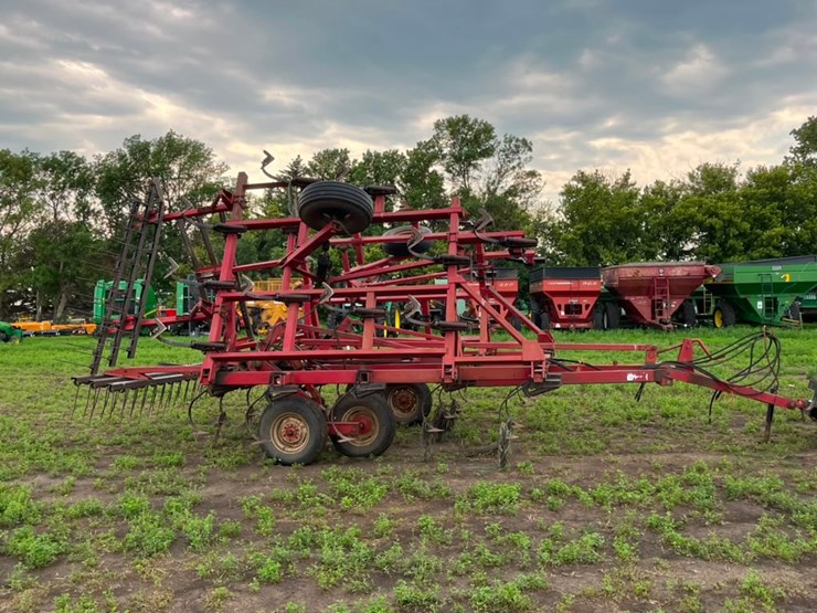 case-ih-4800-image-5