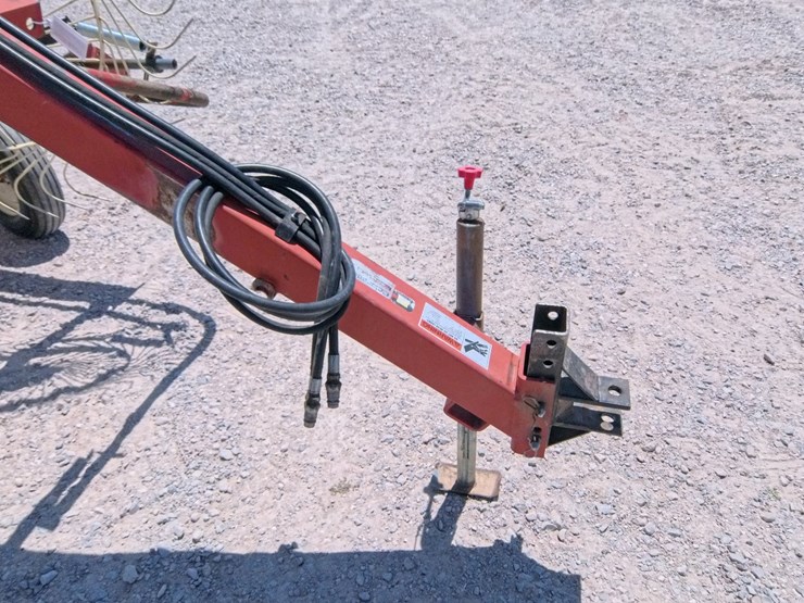#1074-•-h&s-bf14-hi-capacity-wheel-rake-image-9