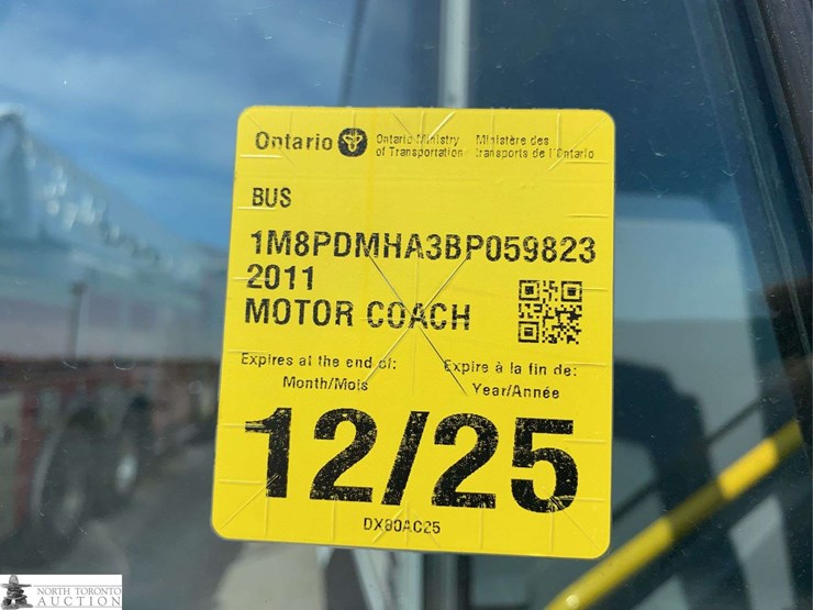 non-operable-2011-motor-coach-industries-d4500-t/a-55-passenger-wheelchair-accessible-bus-image-35