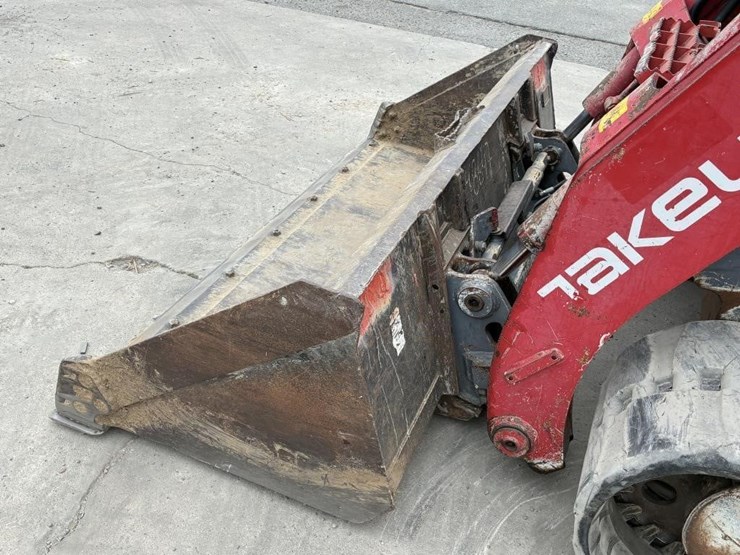 2018-takeuchi-tl12-image-8