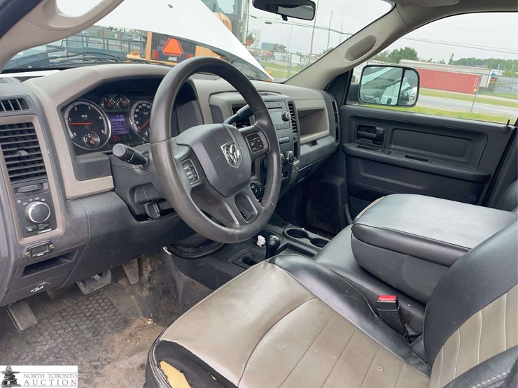 2012-dodge-2500-image-11