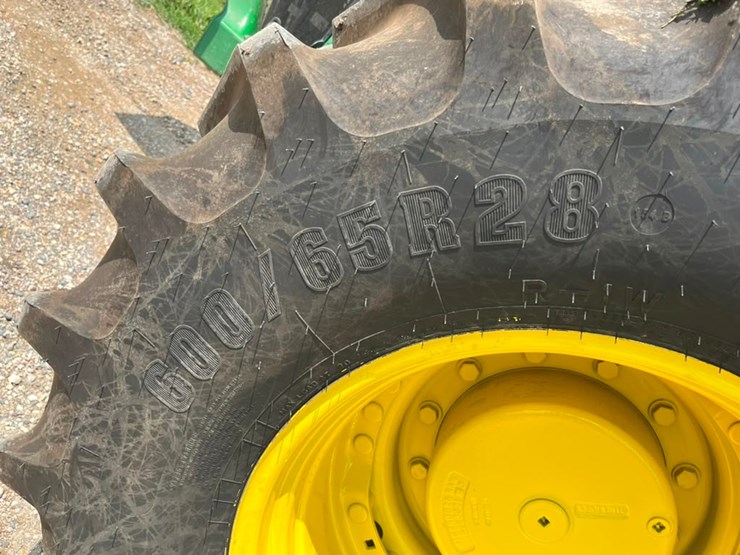 john-deere-8330-image-45