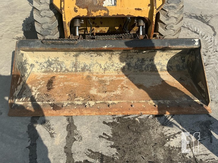 2019-caterpillar-272d2-xhp-image-9